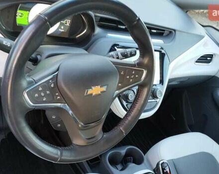 Синий Шевроле Bolt EV, объемом двигателя 0 л и пробегом 85 тыс. км за 16100 $, фото 12 на Automoto.ua