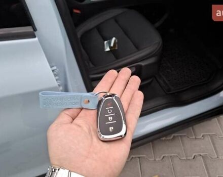 Синий Шевроле Bolt EV, объемом двигателя 0 л и пробегом 16 тыс. км за 19400 $, фото 47 на Automoto.ua