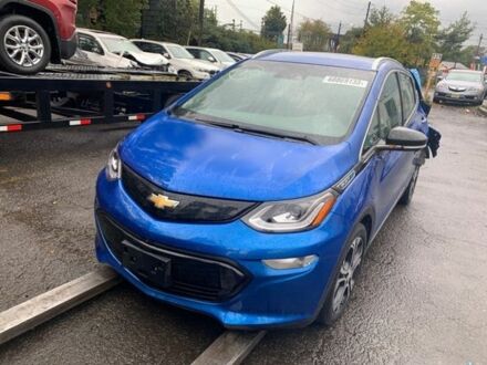 Шевроле Bolt EV 2017 у Харкові на Automoto.ua Синій Шевроле Bolt EV, об'ємом двигуна 0 л та пробігом 67 тис. км за 13600 $, фото 1 на Automoto.ua