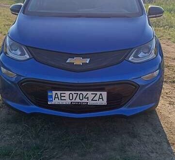 Шевроле Bolt EV 2017 у Кривому Розі на Automoto.ua Синій Шевроле Bolt EV, об'ємом двигуна 0 л та пробігом 128 тис. км за 13600 $, фото 1 на Automoto.ua