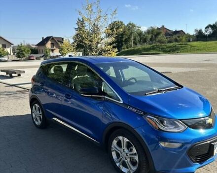 Синий Шевроле Bolt EV, объемом двигателя 0 л и пробегом 45 тыс. км за 16000 $, фото 1 на Automoto.ua