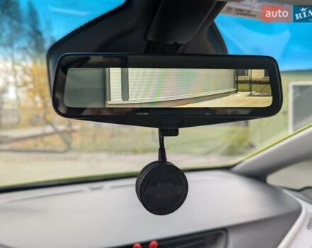 Зеленый Шевроле Bolt EV, объемом двигателя 0 л и пробегом 80 тыс. км за 17300 $, фото 15 на Automoto.ua