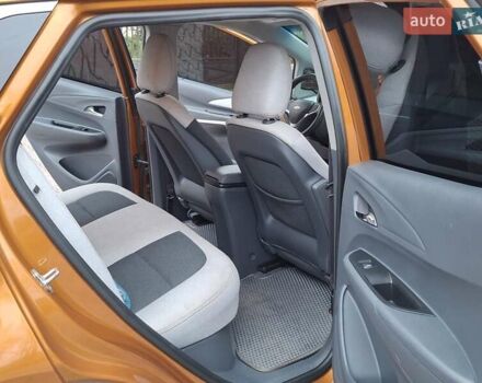 Помаранчевий Шевроле Bolt EV, об'ємом двигуна 0 л та пробігом 77 тис. км за 13900 $, фото 44 на Automoto.ua