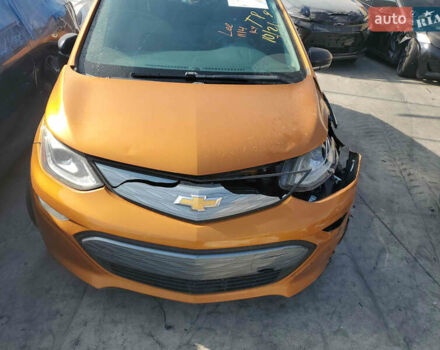 Оранжевый Шевроле Bolt EV, объемом двигателя 0 л и пробегом 250 тыс. км за 2150 $, фото 2 на Automoto.ua