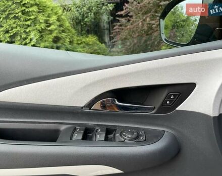 Помаранчевий Шевроле Bolt EV, об'ємом двигуна 0 л та пробігом 52 тис. км за 15500 $, фото 15 на Automoto.ua
