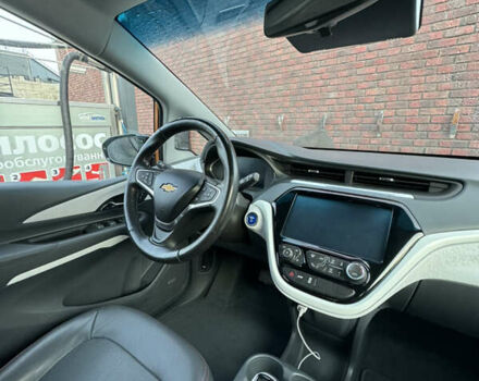 Оранжевый Шевроле Bolt EV, объемом двигателя 0 л и пробегом 56 тыс. км за 14300 $, фото 10 на Automoto.ua