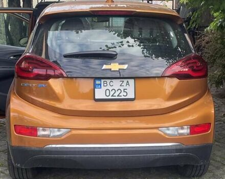 Оранжевый Шевроле Bolt EV, объемом двигателя 0 л и пробегом 52 тыс. км за 13900 $, фото 4 на Automoto.ua
