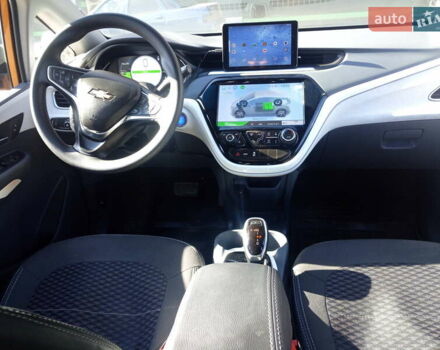 Оранжевый Шевроле Bolt EV, объемом двигателя 0 л и пробегом 240 тыс. км за 21000 $, фото 11 на Automoto.ua