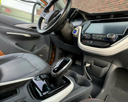 Оранжевый Шевроле Bolt EV, объемом двигателя 0 л и пробегом 56 тыс. км за 14300 $, фото 12 на Automoto.ua