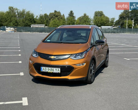 Оранжевый Шевроле Bolt EV, объемом двигателя 0 л и пробегом 141 тыс. км за 14300 $, фото 2 на Automoto.ua