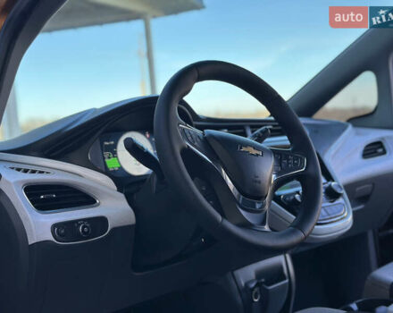 Оранжевый Шевроле Bolt EV, объемом двигателя 0 л и пробегом 111 тыс. км за 13750 $, фото 48 на Automoto.ua