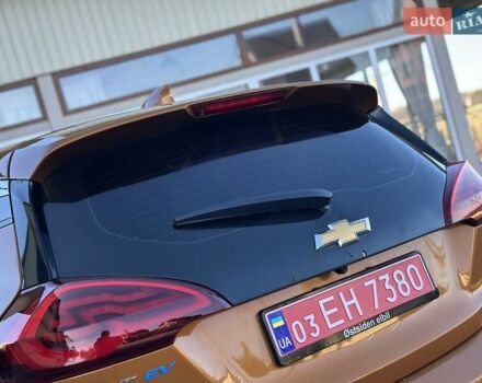 Оранжевый Шевроле Bolt EV, объемом двигателя 0 л и пробегом 111 тыс. км за 13700 $, фото 34 на Automoto.ua