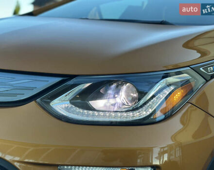 Оранжевый Шевроле Bolt EV, объемом двигателя 0 л и пробегом 111 тыс. км за 13750 $, фото 91 на Automoto.ua