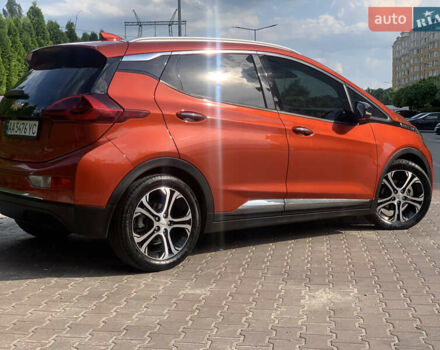 Оранжевый Шевроле Bolt EV, объемом двигателя 0 л и пробегом 139 тыс. км за 14800 $, фото 3 на Automoto.ua