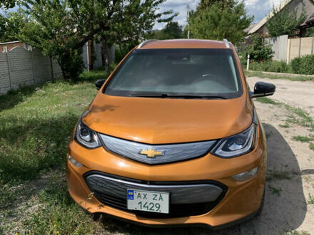 Шевроле Bolt EV 2017 в Харькове на Automoto.ua Оранжевый Шевроле Bolt EV, объемом двигателя 0 л и пробегом 141 тыс. км за 14000 $, фото 1 на Automoto.ua