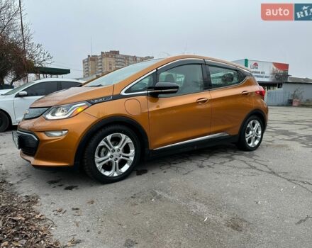 Оранжевый Шевроле Bolt EV, объемом двигателя 0 л и пробегом 95 тыс. км за 13900 $, фото 1 на Automoto.ua