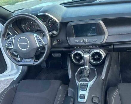 Белый Шевроле Камаро, объемом двигателя 3.6 л и пробегом 57 тыс. км за 4900 $, фото 11 на Automoto.ua