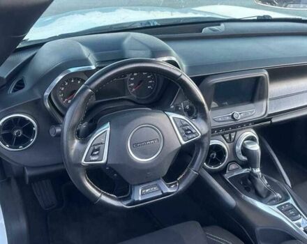 Белый Шевроле Камаро, объемом двигателя 3.6 л и пробегом 57 тыс. км за 4900 $, фото 10 на Automoto.ua