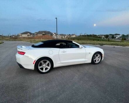 Белый Шевроле Камаро, объемом двигателя 3.6 л и пробегом 57 тыс. км за 4900 $, фото 18 на Automoto.ua