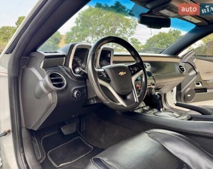 Білий Шевроле Камаро, об'ємом двигуна 3.56 л та пробігом 154 тис. км за 12900 $, фото 47 на Automoto.ua