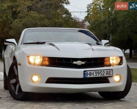 Белый Шевроле Камаро, объемом двигателя 3.56 л и пробегом 154 тыс. км за 12900 $, фото 51 на Automoto.ua