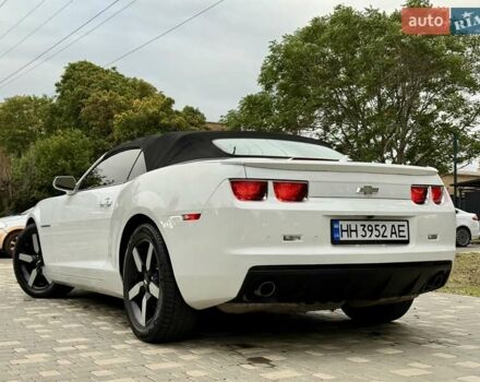 Белый Шевроле Камаро, объемом двигателя 3.56 л и пробегом 154 тыс. км за 12900 $, фото 1 на Automoto.ua