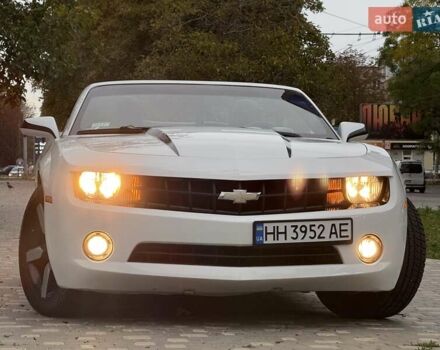 Белый Шевроле Камаро, объемом двигателя 3.56 л и пробегом 154 тыс. км за 12900 $, фото 52 на Automoto.ua