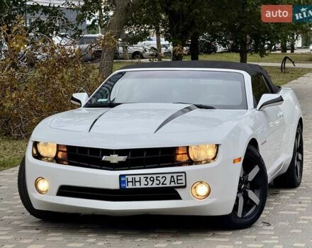 Белый Шевроле Камаро, объемом двигателя 3.56 л и пробегом 154 тыс. км за 12900 $, фото 7 на Automoto.ua