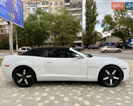 Белый Шевроле Камаро, объемом двигателя 3.56 л и пробегом 154 тыс. км за 12900 $, фото 70 на Automoto.ua