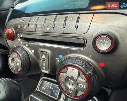 Белый Шевроле Камаро, объемом двигателя 3.56 л и пробегом 154 тыс. км за 12900 $, фото 21 на Automoto.ua