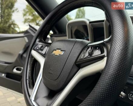 Белый Шевроле Камаро, объемом двигателя 3.56 л и пробегом 154 тыс. км за 12900 $, фото 24 на Automoto.ua