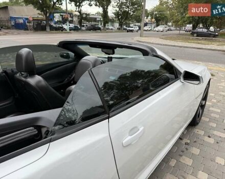 Белый Шевроле Камаро, объемом двигателя 3.56 л и пробегом 154 тыс. км за 12900 $, фото 41 на Automoto.ua