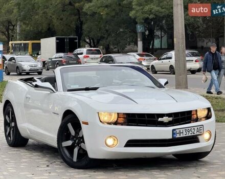 Белый Шевроле Камаро, объемом двигателя 3.56 л и пробегом 154 тыс. км за 12900 $, фото 48 на Automoto.ua