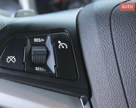 Белый Шевроле Камаро, объемом двигателя 3.6 л и пробегом 131 тыс. км за 14499 $, фото 12 на Automoto.ua