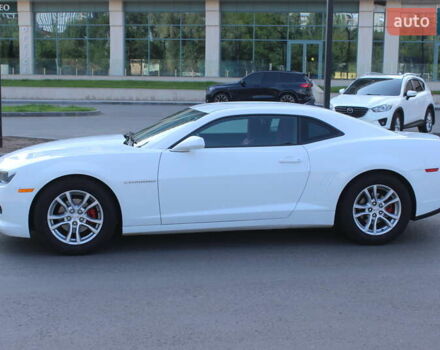 Белый Шевроле Камаро, объемом двигателя 3.6 л и пробегом 131 тыс. км за 14499 $, фото 2 на Automoto.ua