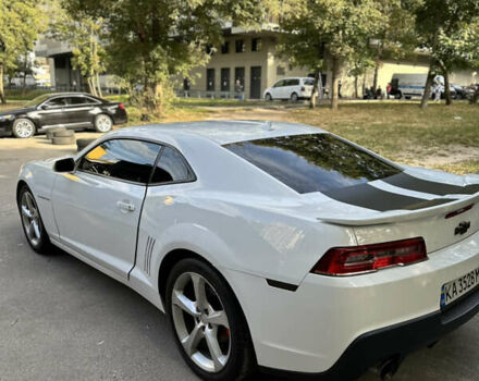 Белый Шевроле Камаро, объемом двигателя 3.6 л и пробегом 119 тыс. км за 18000 $, фото 16 на Automoto.ua