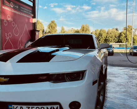 Белый Шевроле Камаро, объемом двигателя 3.6 л и пробегом 119 тыс. км за 18000 $, фото 19 на Automoto.ua