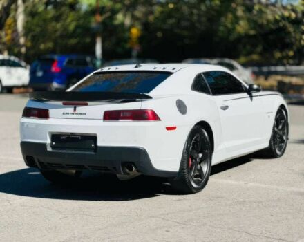 Белый Шевроле Камаро, объемом двигателя 3.6 л и пробегом 75 тыс. км за 5000 $, фото 5 на Automoto.ua