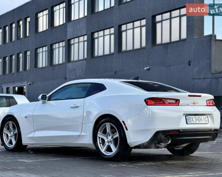 Белый Шевроле Камаро, объемом двигателя 2 л и пробегом 103 тыс. км за 18555 $, фото 48 на Automoto.ua