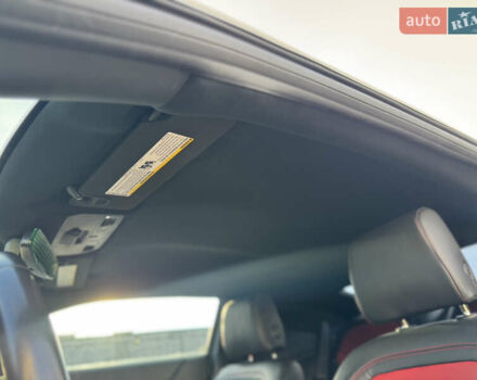 Белый Шевроле Камаро, объемом двигателя 2 л и пробегом 103 тыс. км за 18555 $, фото 17 на Automoto.ua