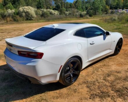 Білий Шевроле Камаро, об'ємом двигуна 2 л та пробігом 72 тис. км за 8900 $, фото 5 на Automoto.ua