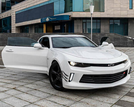 Шевроле Камаро 2016 в Харькове на Automoto.ua Белый Шевроле Камаро, объемом двигателя 2 л и пробегом 118 тыс. км за 16500 $, фото 6 на Automoto.ua