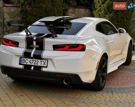 Білий Шевроле Камаро, об'ємом двигуна 2 л та пробігом 136 тис. км за 21500 $, фото 17 на Automoto.ua