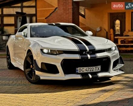 Білий Шевроле Камаро, об'ємом двигуна 2 л та пробігом 136 тис. км за 21500 $, фото 15 на Automoto.ua