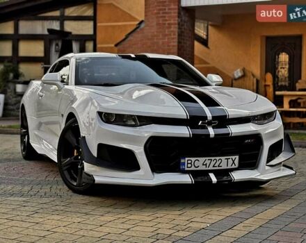 Білий Шевроле Камаро, об'ємом двигуна 2 л та пробігом 136 тис. км за 21500 $, фото 5 на Automoto.ua