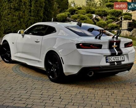Білий Шевроле Камаро, об'ємом двигуна 2 л та пробігом 136 тис. км за 21500 $, фото 8 на Automoto.ua