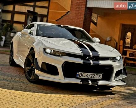 Білий Шевроле Камаро, об'ємом двигуна 2 л та пробігом 136 тис. км за 21500 $, фото 13 на Automoto.ua