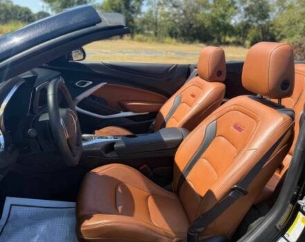 Белый Шевроле Камаро, объемом двигателя 6.2 л и пробегом 66 тыс. км за 12200 $, фото 8 на Automoto.ua