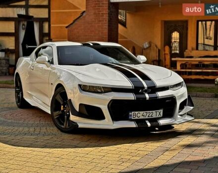 Білий Шевроле Камаро, об'ємом двигуна 2 л та пробігом 136 тис. км за 21500 $, фото 25 на Automoto.ua