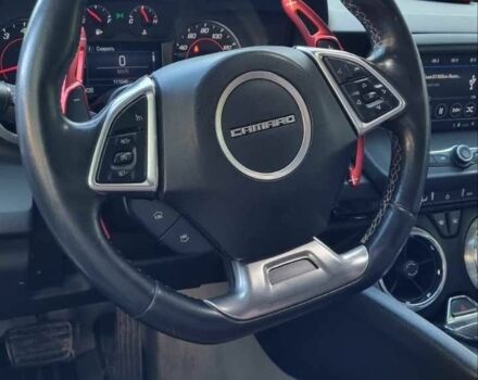 Белый Шевроле Камаро, объемом двигателя 2 л и пробегом 112 тыс. км за 18500 $, фото 10 на Automoto.ua